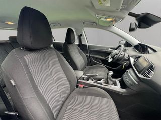 Peugeot 308 1.2 110CV