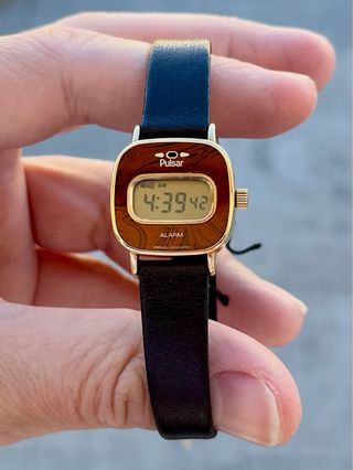 Reloj Pulsar LCD Alarm (by Seiko) Vintage *1982*
