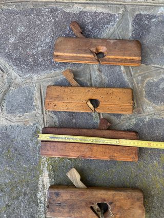 Lote de 4 Cepillos de Carpintero Antiguos