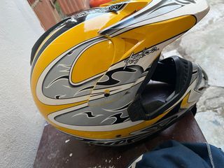 Casco Motocross NOX Fibra Vidrio