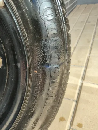 Rueda con banda de rodadura en perfectas condicion