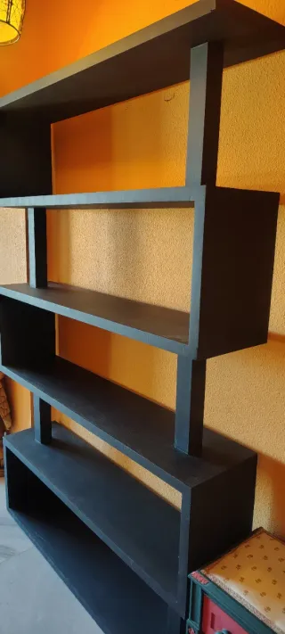 Estantería de diseño moderna