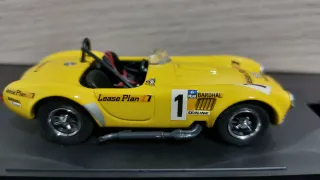 Maqueta Coche Amarillo Lease Plan L7