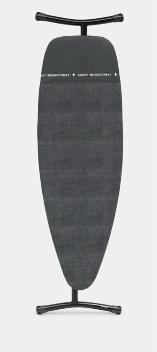 Tabla de planchar negra plegable. NUEVA