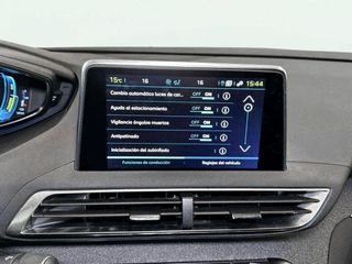 Peugeot 3008 225 e-EAT8 Allure