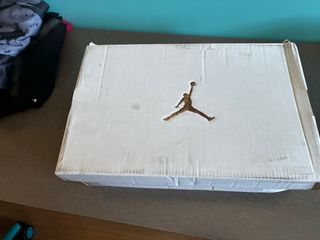 Scatola di scarpe Jordan