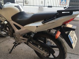 Honda CBF 250 - SOLO 9000 km - INCLUYE TRANSFERENC