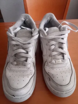 Nike Air Force 1 Blancas Desgastadas