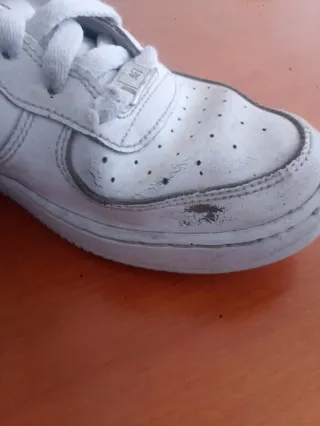 Nike Air Force 1 Blancas Desgastadas