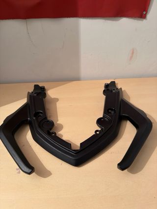 Asa BMW F900R (2018-2024) Negra