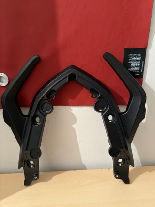 Asa BMW F900R (2018-2024) Negra