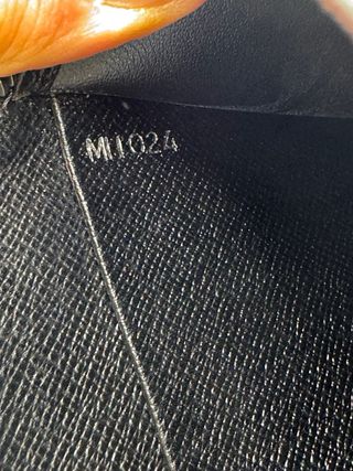 Louis Vuitton Neceser Negro