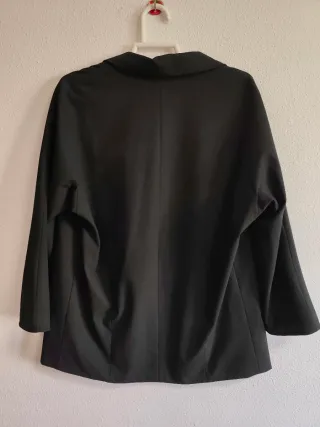 Blazer de chica talla XS de Zara.