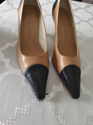 Zapatos Martinez Valero Beige y Negro Talla 40
