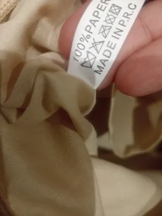 Bolso de paja con cadena