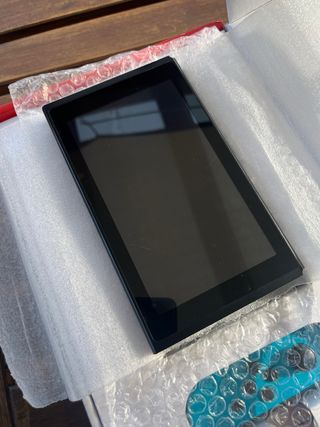 Nintendo Switch Console con Joy-Con Rossi/Blu