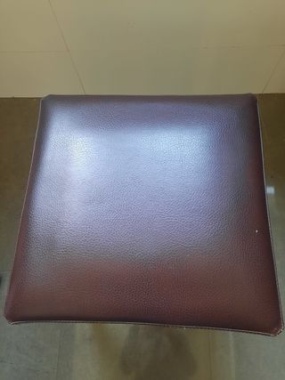 Banqueta polipiel marrón