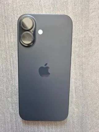 iPhone 16  128GB Negro
