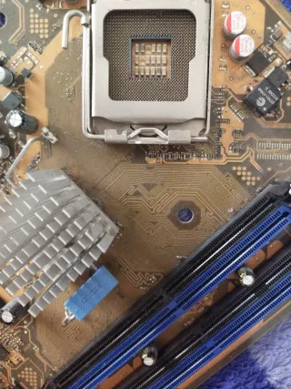 Placa base ASUS Socket 478 RETRO (sin probar)