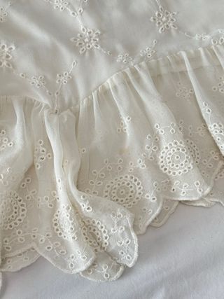 Blusa Zara blanca bordada