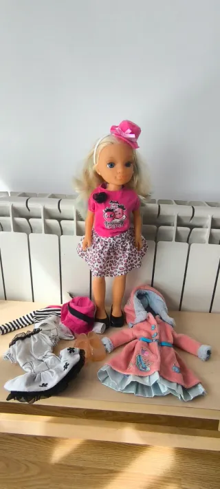 Muñeca Nancy con accesorios