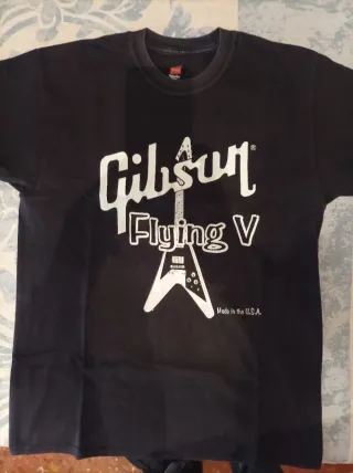 Camiseta Gibson Flying V Negra