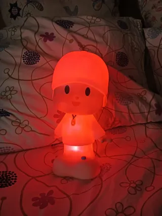 Muñeco Pocoyó Colores Mágicos