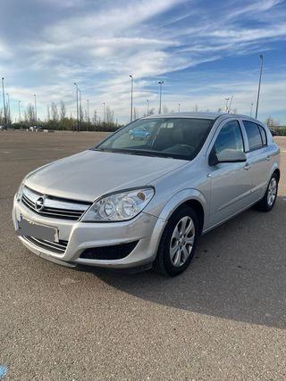 Opel Astra 2009