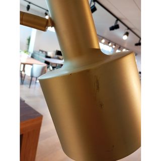 Lámpara de pie en acero con mín.tara - Angel Cerdá