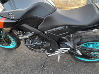 Yamaha MT 125 2023 Gris