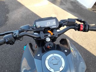 Yamaha MT 125 2023 Gris