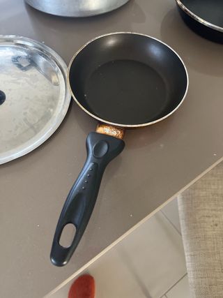 Set Pentole Metallo e Plastica