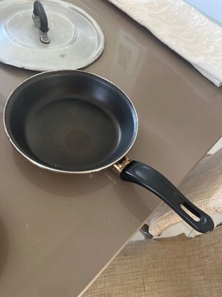 Set Pentole Metallo e Plastica