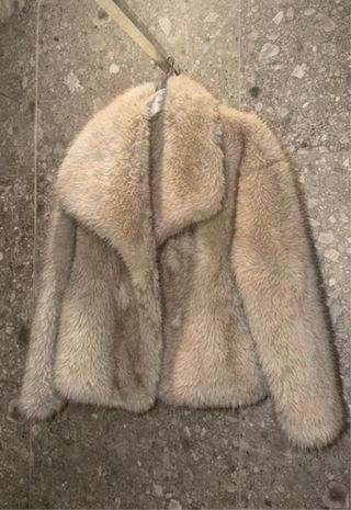 Abrigo pelo Zara beige