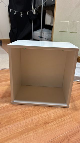 Estantes de pared cuadrados