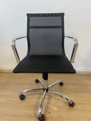 Silla de oficina ergonómica ajustable