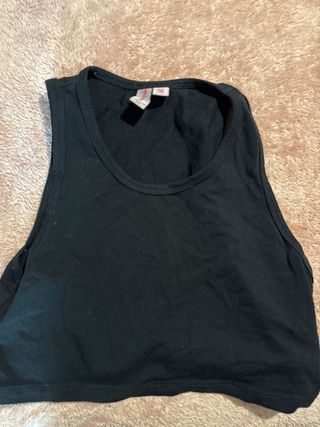 Camiseta negra sin mangas talla 16 años