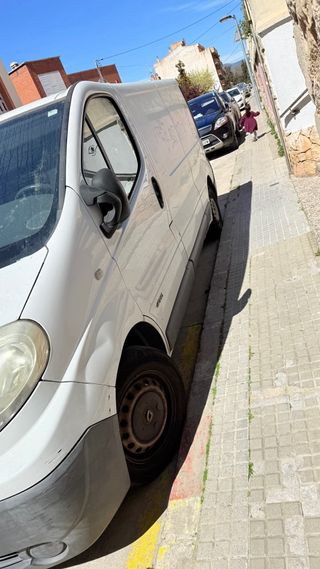 Furgoneta Blanca Renault Trafic