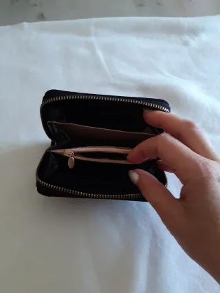 Monedero MK Negro y Dorado