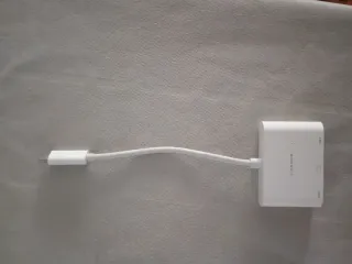 Adattatore USB-C 3 in 1: HDTV + USB
