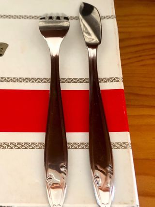 Cubertería  de pescado.R. Riboullon