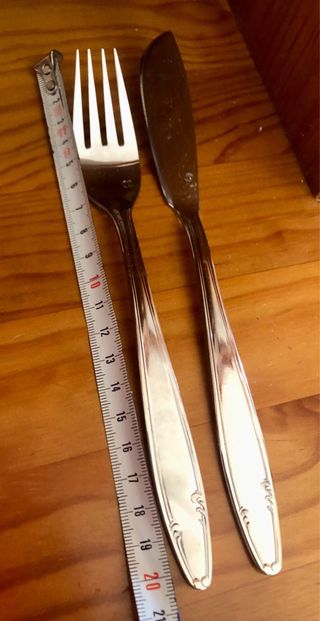 Cubertería  de pescado.R. Riboullon