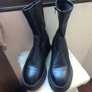 Botines negros plataforma