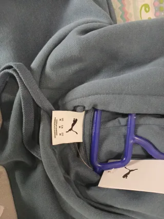 Sudadera Puma Talla M, con etiqueta