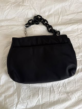 Bolso Karl Lagerfeld Negro con Karlito