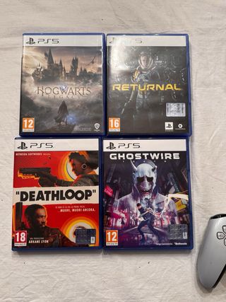 PlayStation 5 con 2 controller e giochi