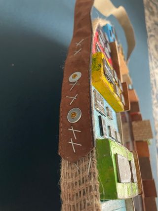 Espejo artesano con casitas de madera