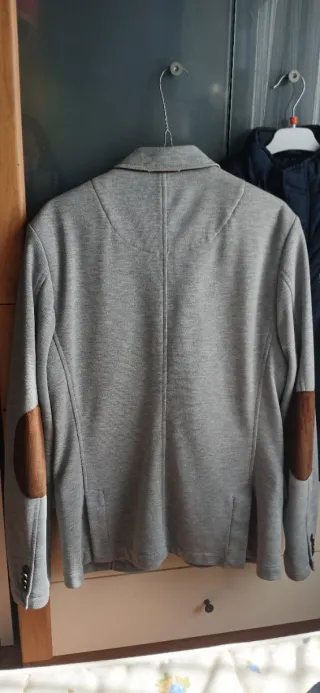 Chaqueta Pull&Bear Gris Talla M