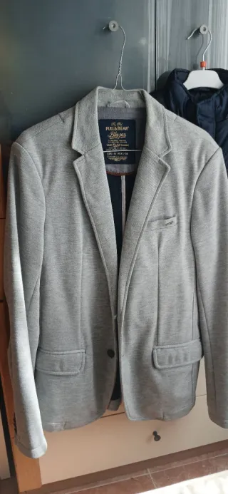 Chaqueta Pull&Bear Gris Talla M