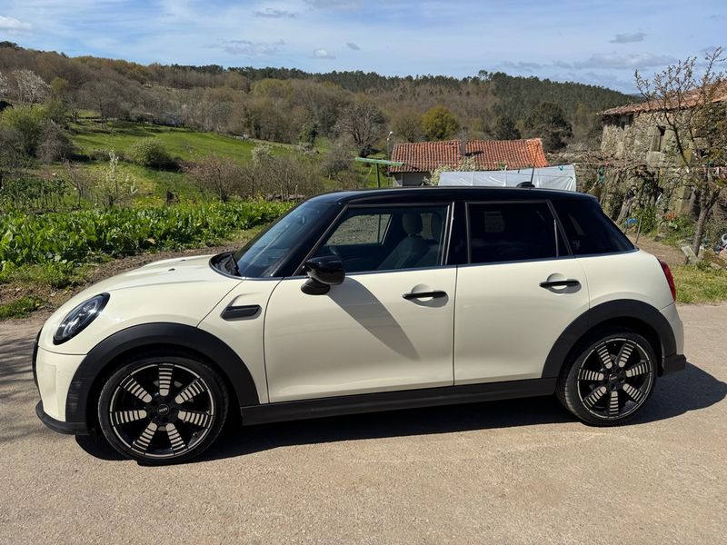 Mini Cooper 2021 - foto 1